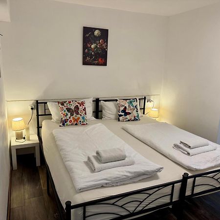 Kleine-Romantische Ferienwohnung Parkplatz Vor Dem Haus! 알테나우 외부 사진
