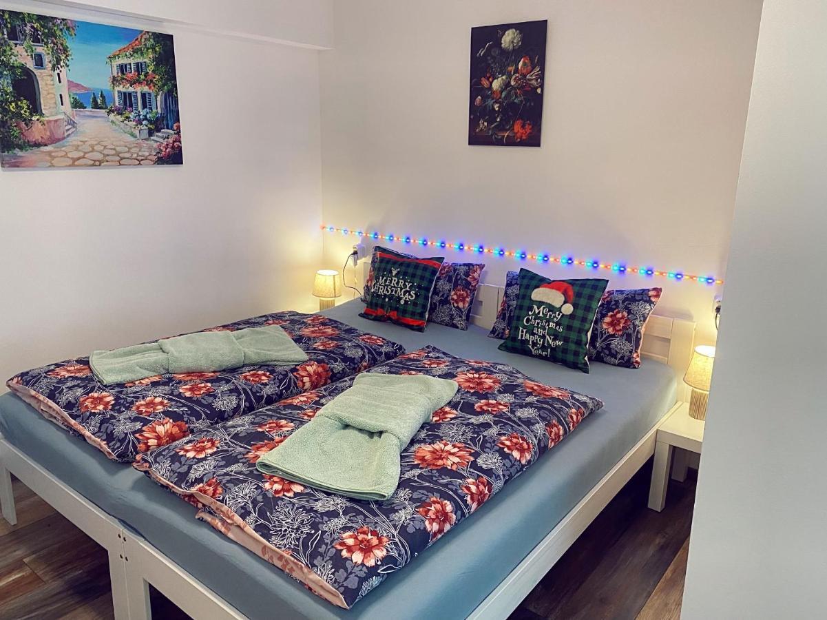 Kleine-Romantische Ferienwohnung Parkplatz Vor Dem Haus! 알테나우 외부 사진