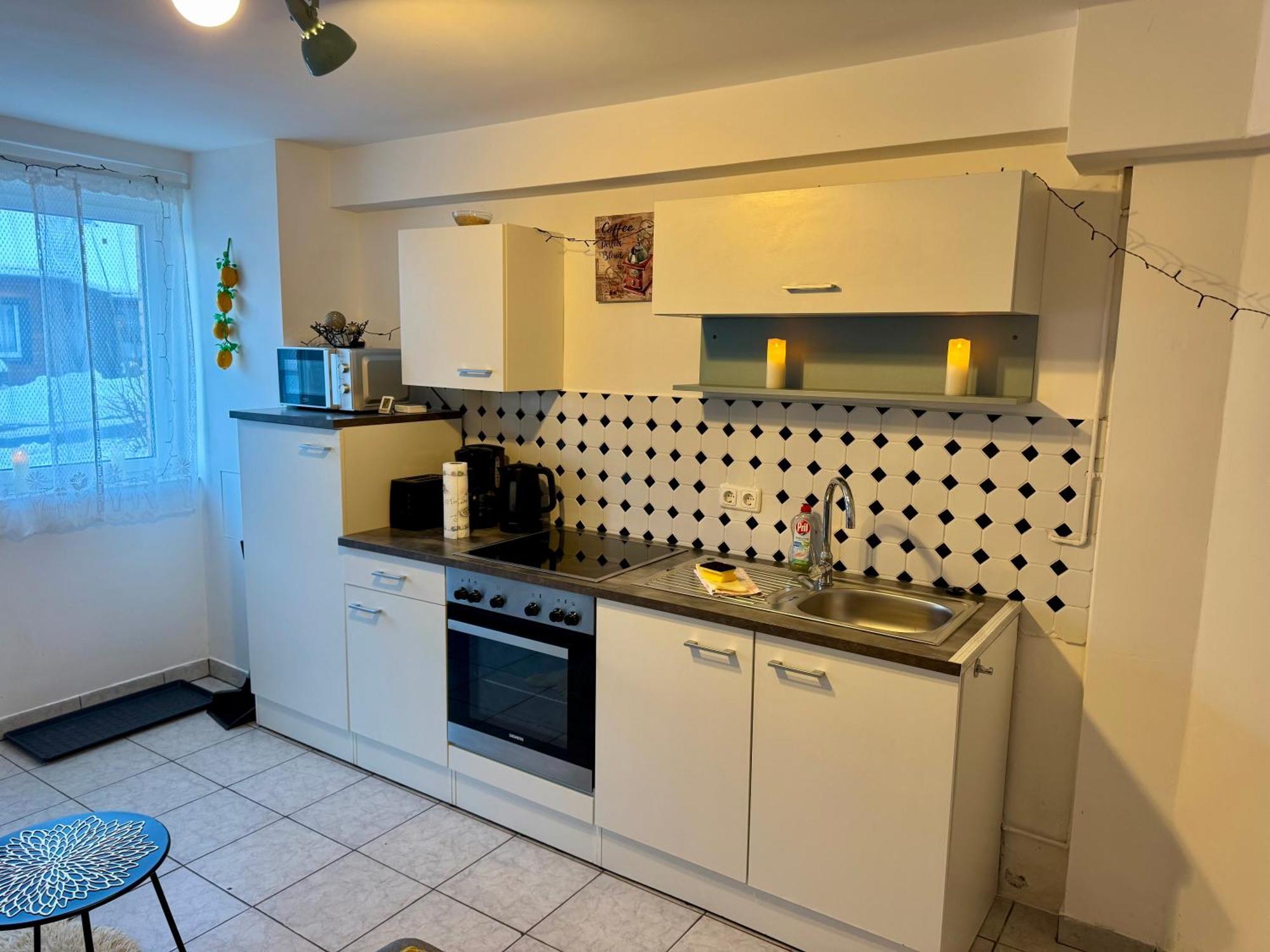 Kleine-Romantische Ferienwohnung Parkplatz Vor Dem Haus! 알테나우 외부 사진